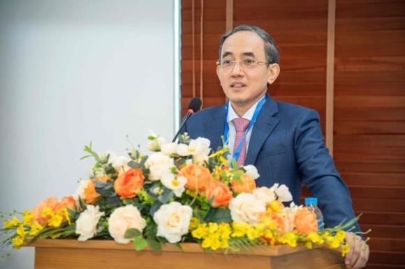  giáo sư, phó giáo sư, hiệu trưởng