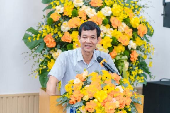  giáo sư, phó giáo sư, hiệu trưởng