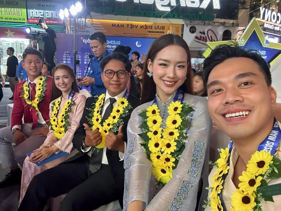 Sao Việt 12/10, tin sao việt mới nhất