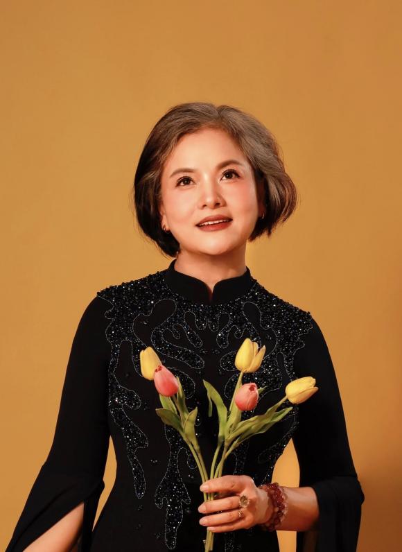 Sao Việt 12/10, tin sao việt mới nhất