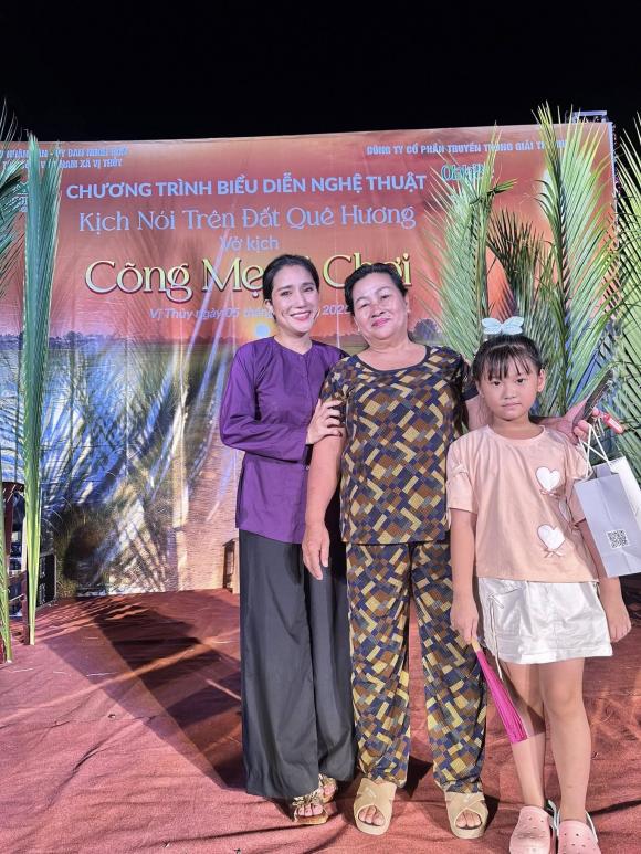 Sao Việt 12/10, tin sao việt mới nhất