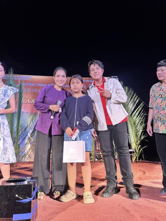Sao Việt 12/10, tin sao việt mới nhất