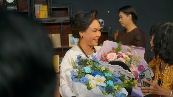 Sao Việt 12/10, tin sao việt mới nhất