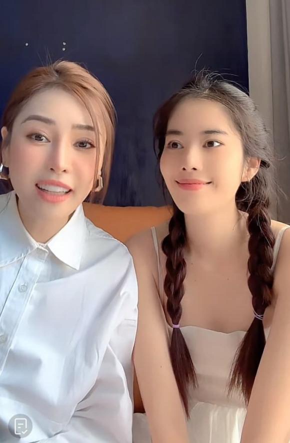 Quế Vân, Nam Em, sao Việt, Ngân 98