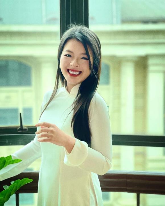 NSƯT Chiều Xuân, sao Việt