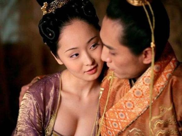 thị tẩm, làm thế nào thị tẩm khi tới kỳ kinh nguyệt