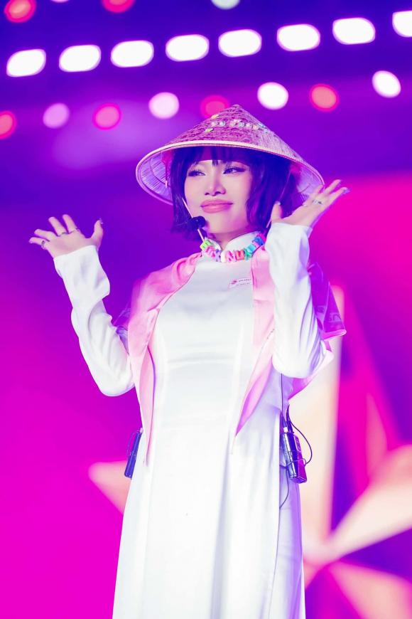 Sao Việt 13/10, tin sao việt mới nhất