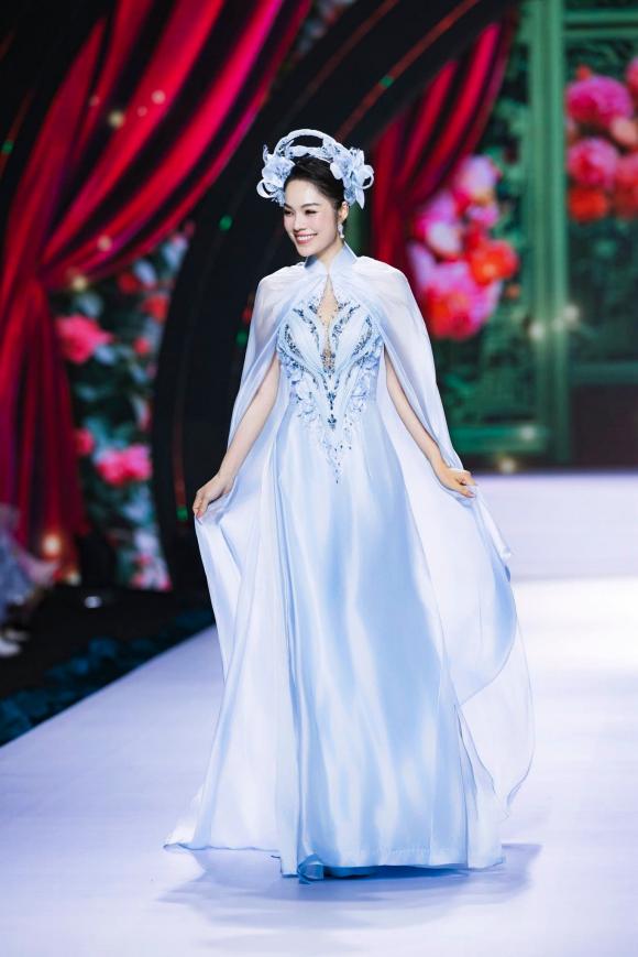 Sao Việt 13/10, tin sao việt mới nhất