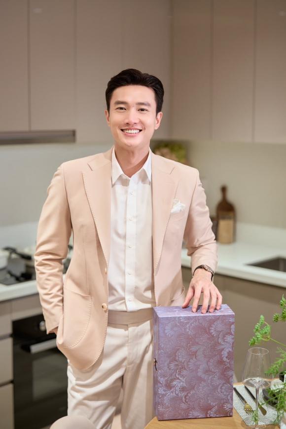 Sao Việt 14/10, tin sao việt mới nhất