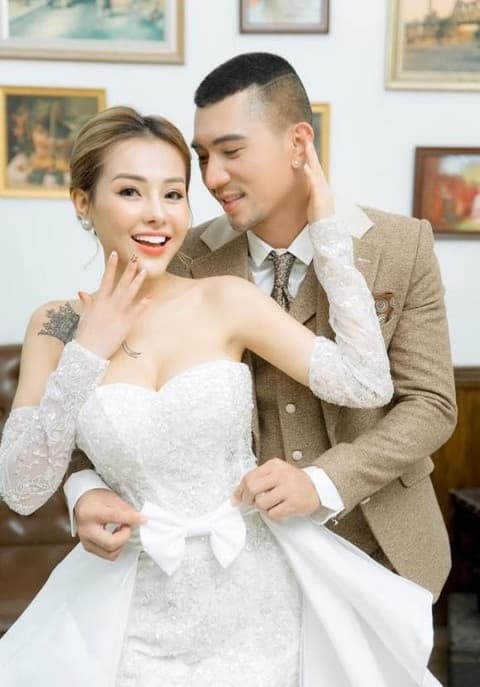 Ngân 98, Lương Bằng Quang, sao Việt