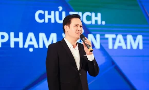 Shark Tank Việt Nam, Shark Bình, Nguyễn Hòa Bình