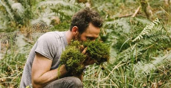 cap-doi3-ngoisaovn-w600-h311 10 cặp đôi, căn nhà, sống trong rừng