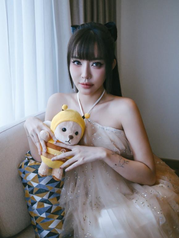 Sao Việt 16/10, tin sao việt mới nhất