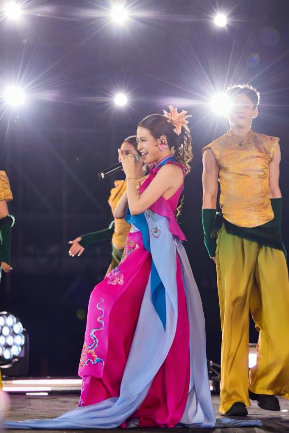 Sao Việt 15/10, tin sao việt mới nhất