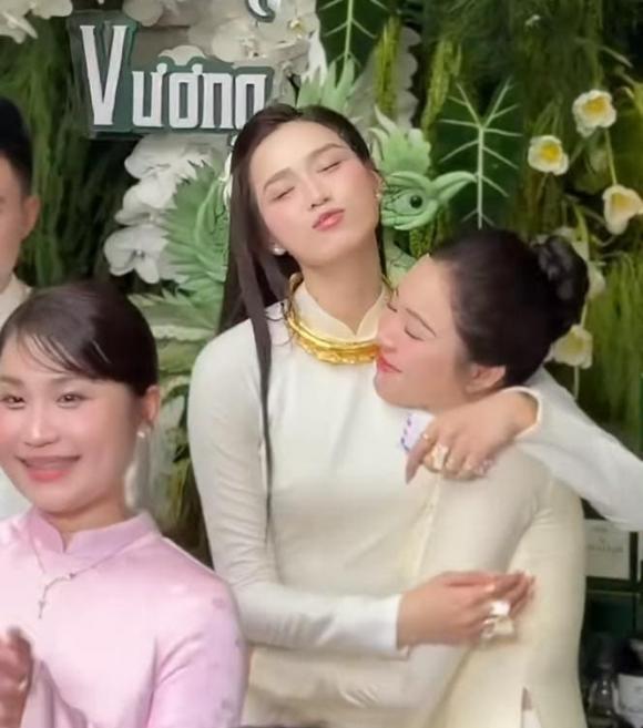Hoa hậu Đỗ Thị Hà, Đỗ Hà, sao Việt