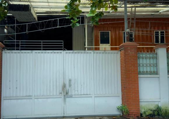 Ngân 98, Lương Bằng Quang, sao Việt