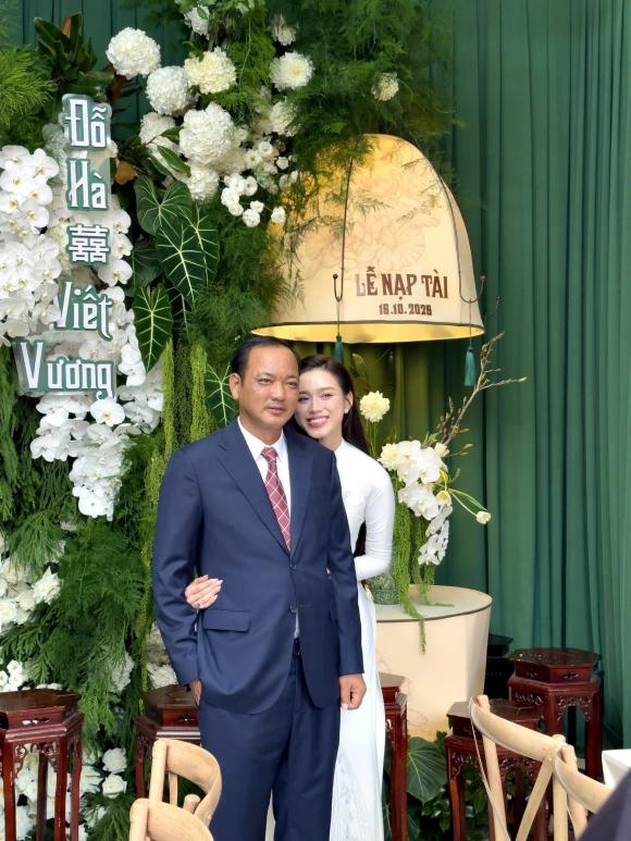 Hoa hậu Đỗ Thị Hà, Đỗ Hà, sao Việt