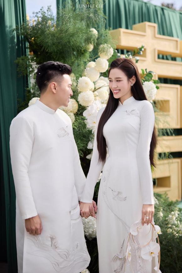 Sao Việt 18/10, tin sao việt mới nhất