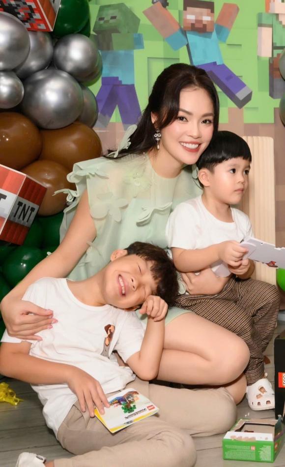 Sao Việt 17/10, tin sao việt mới nhất