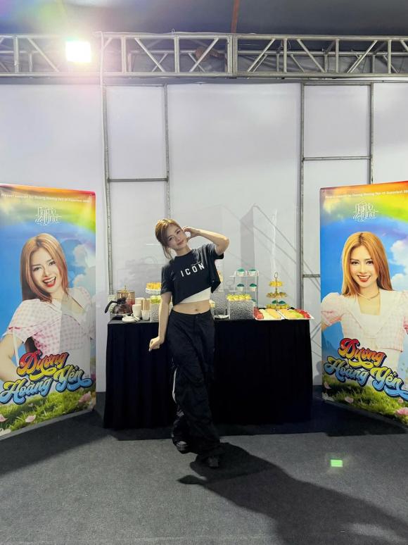 Sao Việt 17/10, tin sao việt mới nhất