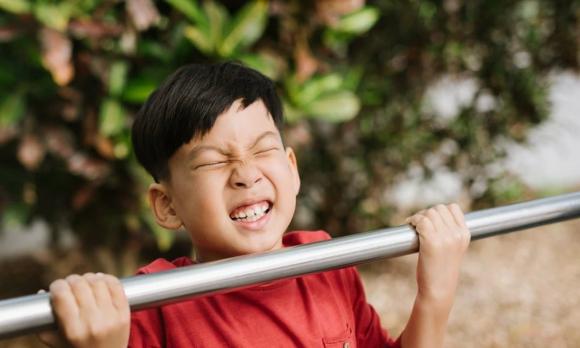 trẻ em lớn lên giàu có, kiến thức