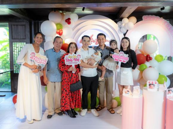 H'Hen Niê, con gái H'Hen Niê, đầy tháng con H'Hen Niê