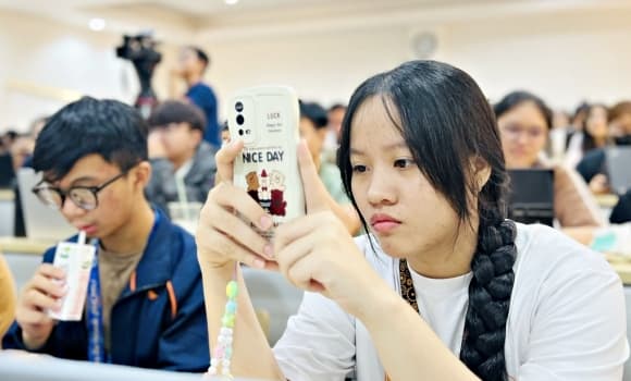 tốt nghiệp, bằng giỏi, lạm phát
