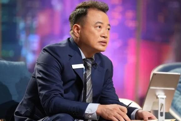 Shark Bình từng nói thẳng hành trình khởi nghiệp, thừa nhận thất bại và mong muốn 'có ai tát vào mặt 1 cái' 0 Shark Bình, Shark Bình bị bắt