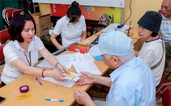 nhung-ai-duoc-huong-tro-cap-500000-dongthang-va-duoc-nha-nuoc-dong-bao-hiem-y-te (1).jpg 0 trợ cấp hưu trí xã hội, ai được Nhà nước đóng bảo hiểm y tế, Nghị định 176, Luật Bảo hiểm xã hội 2024