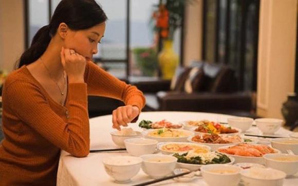 phụ nữ 0 phụ nữ, phụ nữ yêu, phụ nữ thông minh