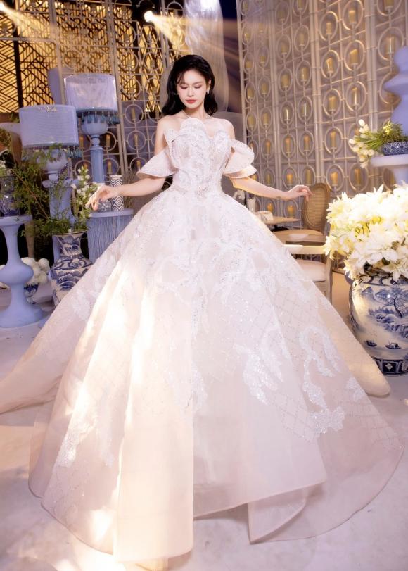 Sao Việt 21/10, tin sao việt mới nhất