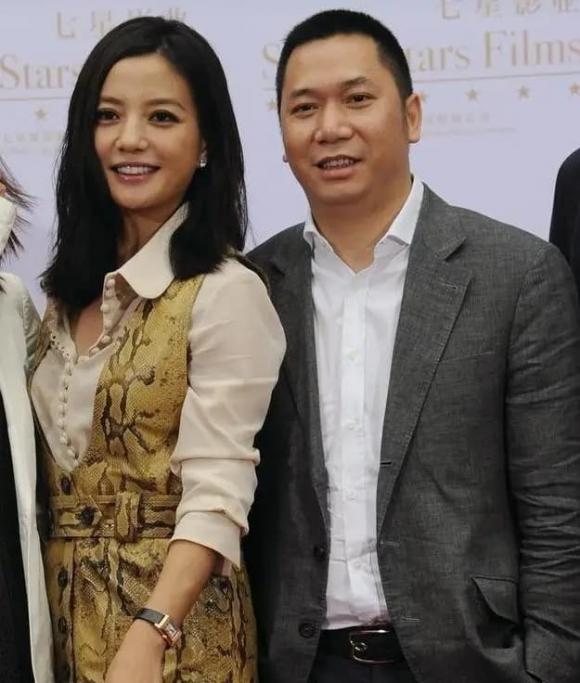 Triệu Vy, Hoàn Châu Cách Cách, sao hoa ngữ