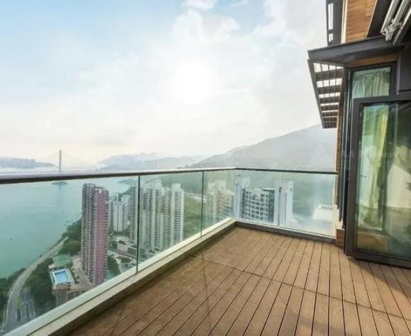 Triệu Vy, Hoàn Châu Cách Cách, sao hoa ngữ