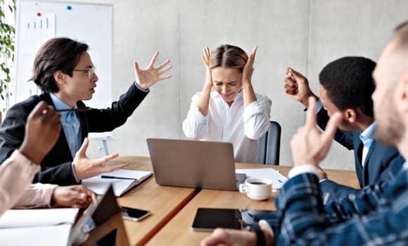 người EQ thấp, dấu hiệu người EQ thấp