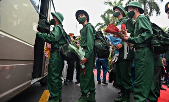 giới tính thứ 3, nghĩa vụ quân sự