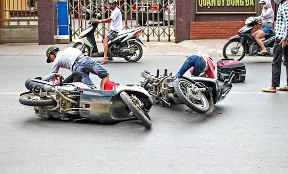 tai nạn giao thông, bồi thường, bắt đền
