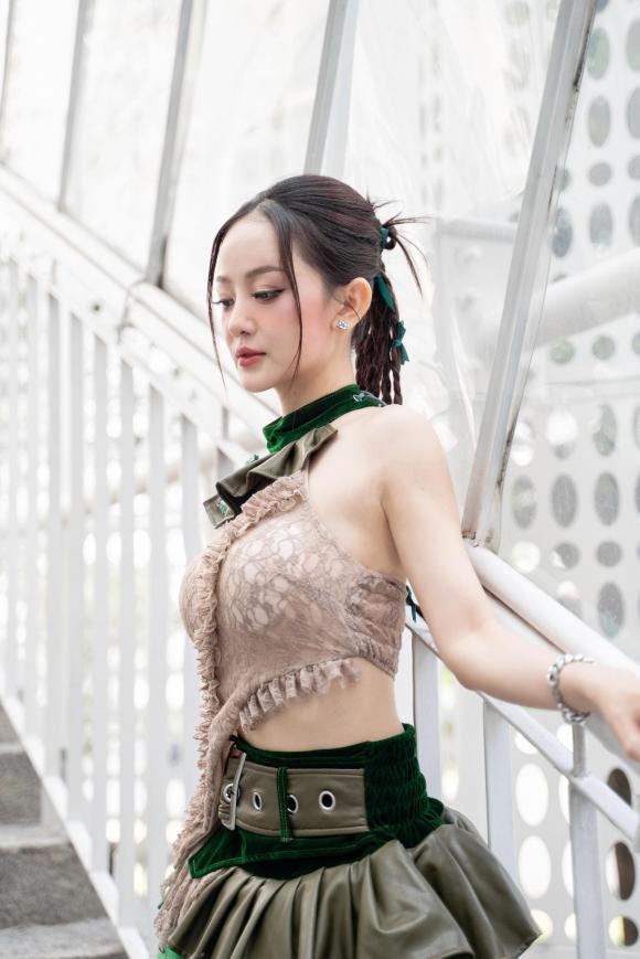 Liên Bỉnh Phát, Kayla, sao Việt
