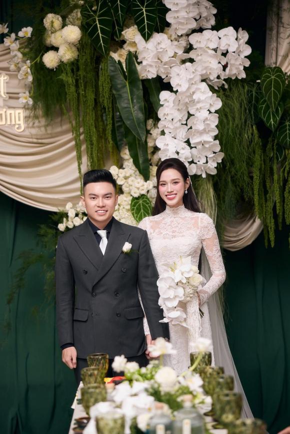 Hoa hậu Đỗ Hà, Đỗ Thị Hà, Viết Vương, sao Việt