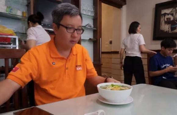quán phở 2 ăn phở, phở Hà Nội, ăn ngon