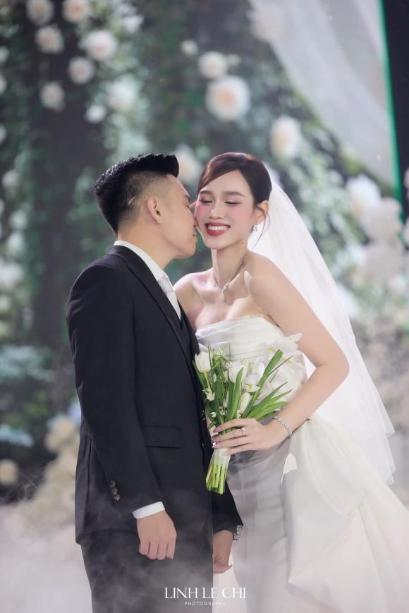đám cưới Đỗ Thị Hà, Hoa hậu Đỗ Hà, sao Việt