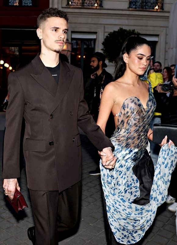 Romeo Beckham, bạn gái cũ Kim Turnbull, gia đình Beckham, sao Hollywood