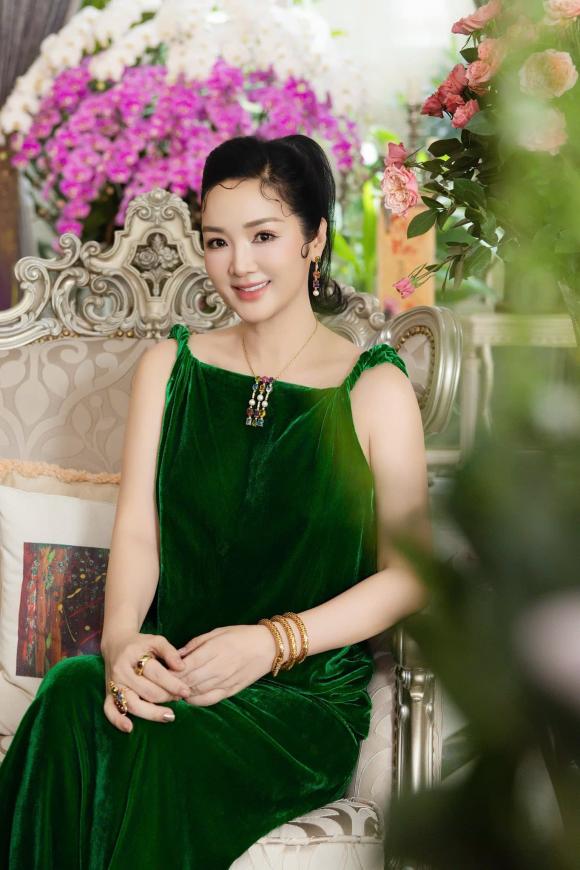 Sao Việt 23/10, tin sao việt mới nhất