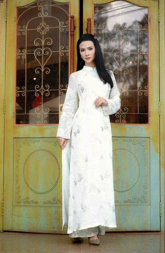 Sao Việt 23/10, tin sao việt mới nhất