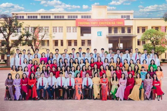 trường THPT hàng đầu của miền Trung 5 trường chuyên săn Huy chương Vàng Olympic, trường THPT hàng đầu của miền Trung