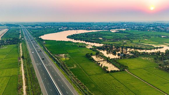Cao tốc đắt nhất Việt Nam: Hơn 500 tỷ/km, sở hữu siêu cầu dây văng lọt TOP thế giới 1 Cao tốc đắt nhất Việt Nam, cao tốc Hải Phòng - Hạ Long