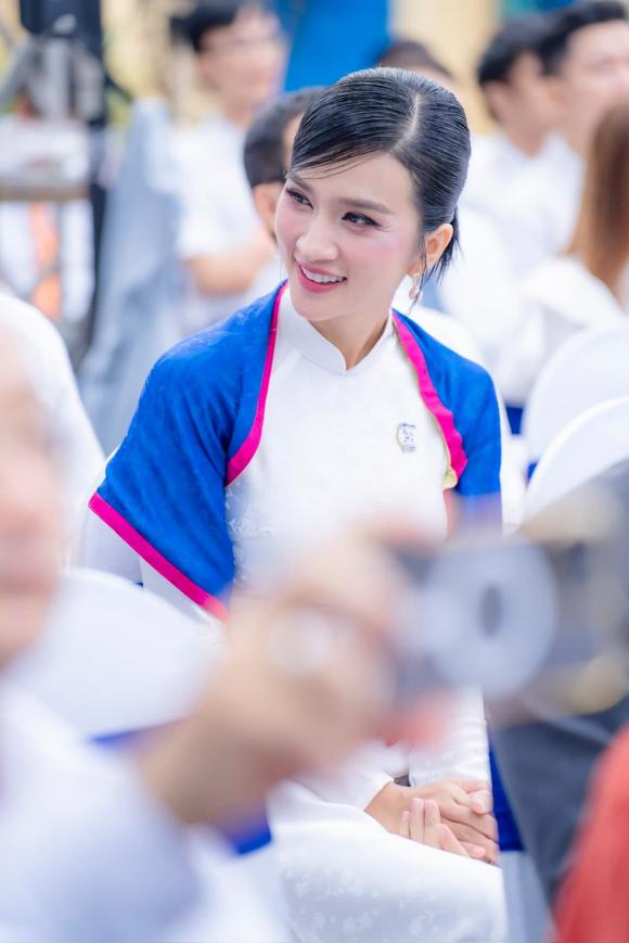Sao Việt 25/10 10 Sao Việt 25/10, tin sao việt mới nhất