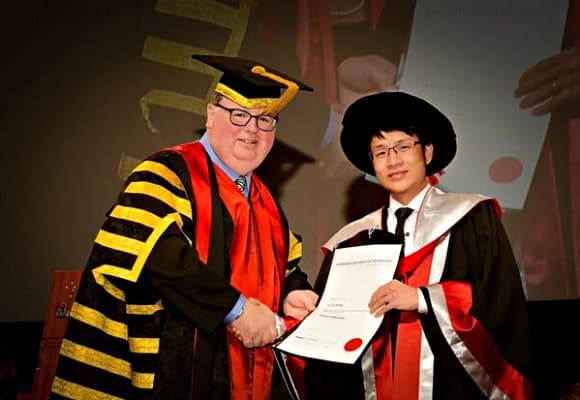 02-le-vu-hoang-1.jpg 1 Đường lên đỉnh Olympia, 'Quán quân giàu nhất' Đường lên đỉnh Olympia, Vũ Lê Hoàng