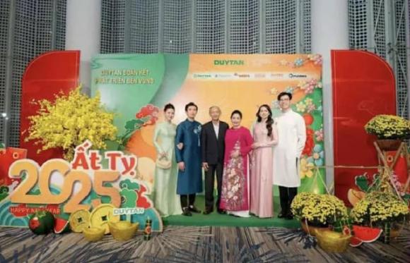 lo-moi-quan-he-cua-midu-va-bo-me-chong-1-ngoisaovn-w640-h412 3 diễn viên Midu, sao Việt