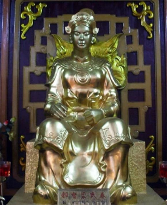 Gia đình đặc biệt nhất Việt Nam: Có vợ và chồng đều là danh Tướng nổi tiếng, trụ cột đất nước một thời 4 Gia đình đặc biệt nhất Việt Nam, vợ chồng Trần Quang Diệu - Bùi Thị Xuân