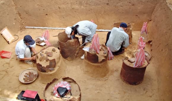 00-bo-suu-tap-trang-suc-vang-ngan-nam-trong-mo-tang-2.jpg 3 Quảng Nam, di sản, bộ sưu tập trang sức vàng, mộ táng, bảo vật quốc gia